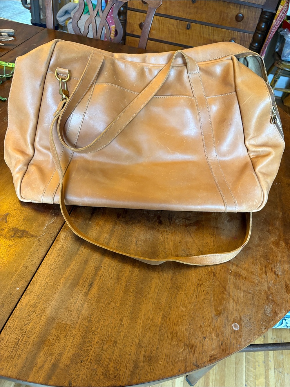 Classic Leather Travel Duffel Bag in Tan - Unbranded